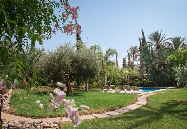 Villa à Marrakech Palmeraie - Yenmoz Villa à Marrakech Palmeraie - Yenmoz