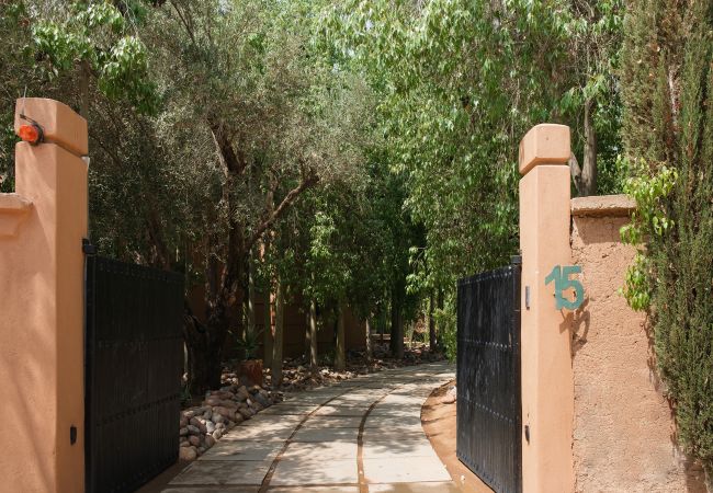 Villa à Marrakech Palmeraie - Yenmoz Villa à Marrakech Palmeraie - Yenmoz