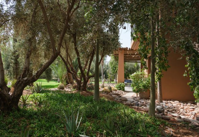 Villa à Marrakech Palmeraie - Yenmoz Villa à Marrakech Palmeraie - Yenmoz