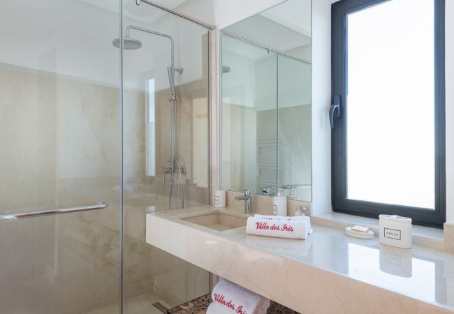 Villa à Marrakech - Les Iris Villa à Marrakech - Les Iris