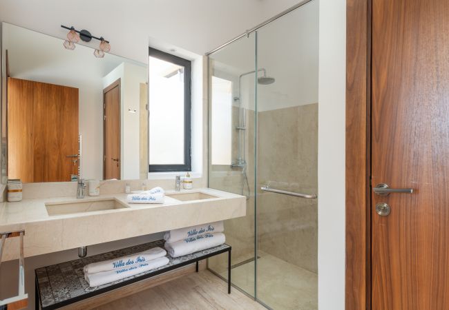 Villa à Marrakech - Les Iris Villa à Marrakech - Les Iris